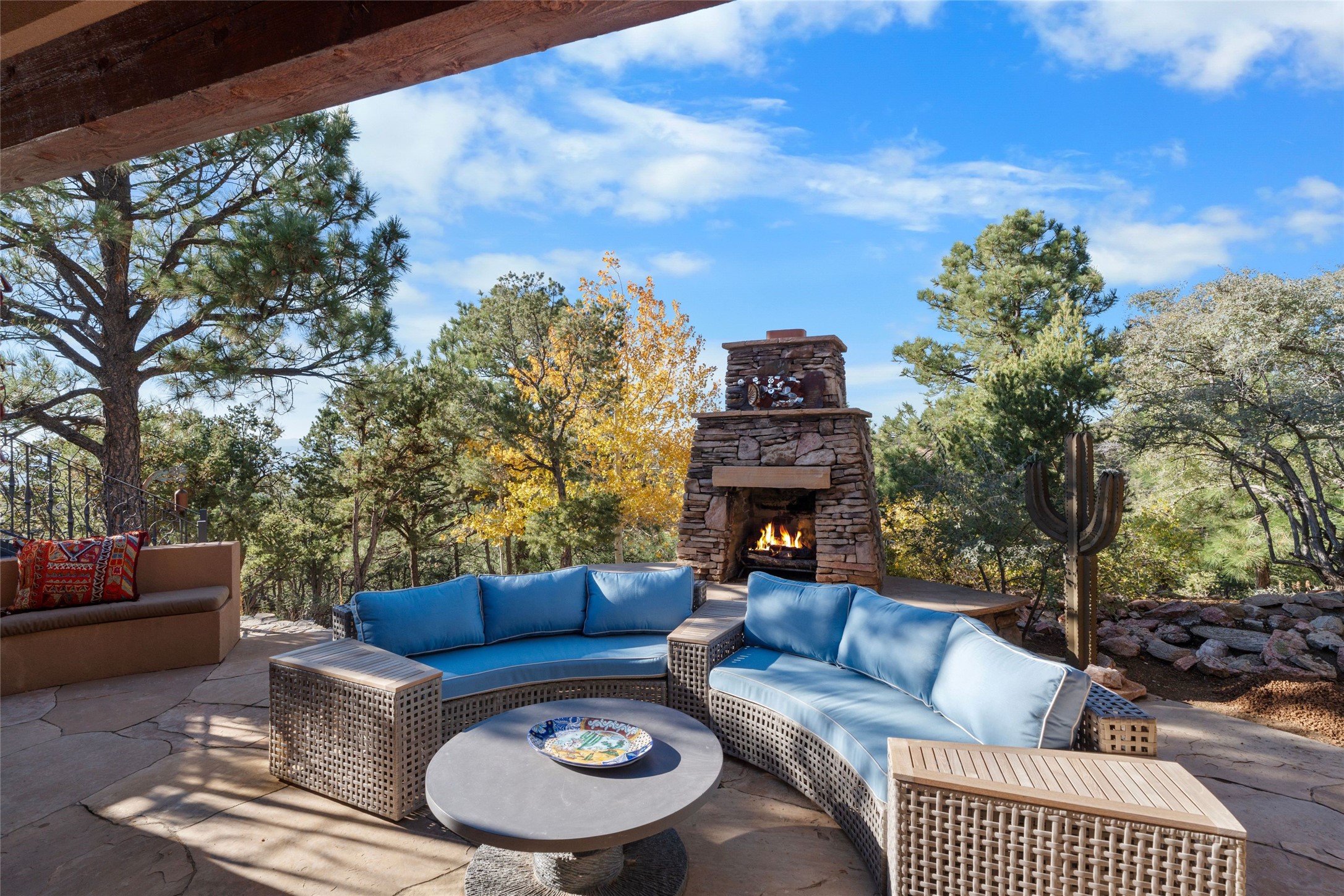 2570 Atalaya Hills Trail, Santa Fe, New Mexico image 8