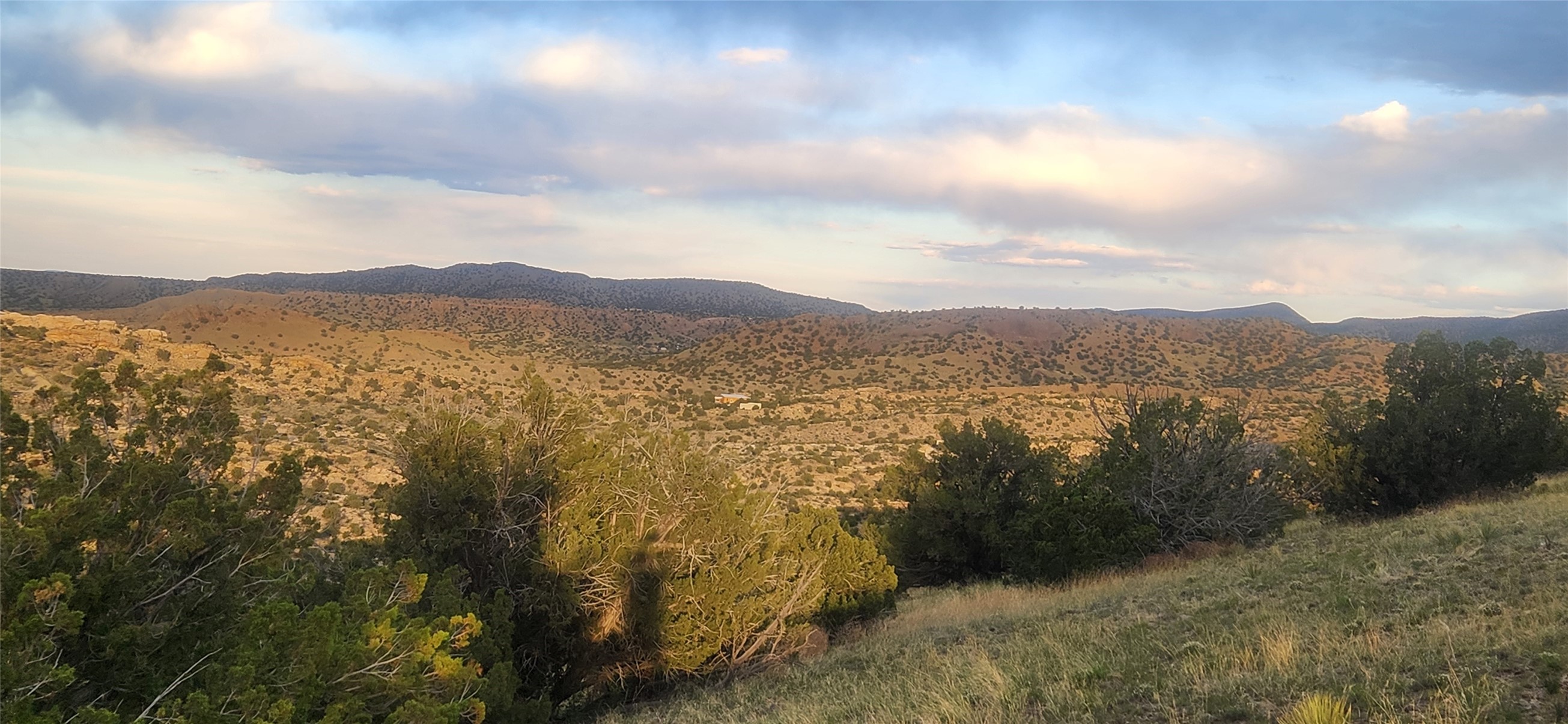 258 Red Rock, Cerrillos, New Mexico image 2