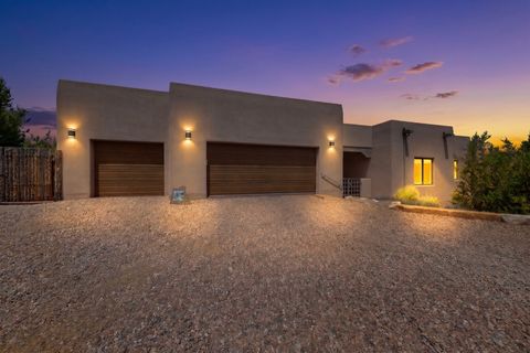 Homes For Sale - 35 Via Tessera<br/> Santa Fe, NM 87507