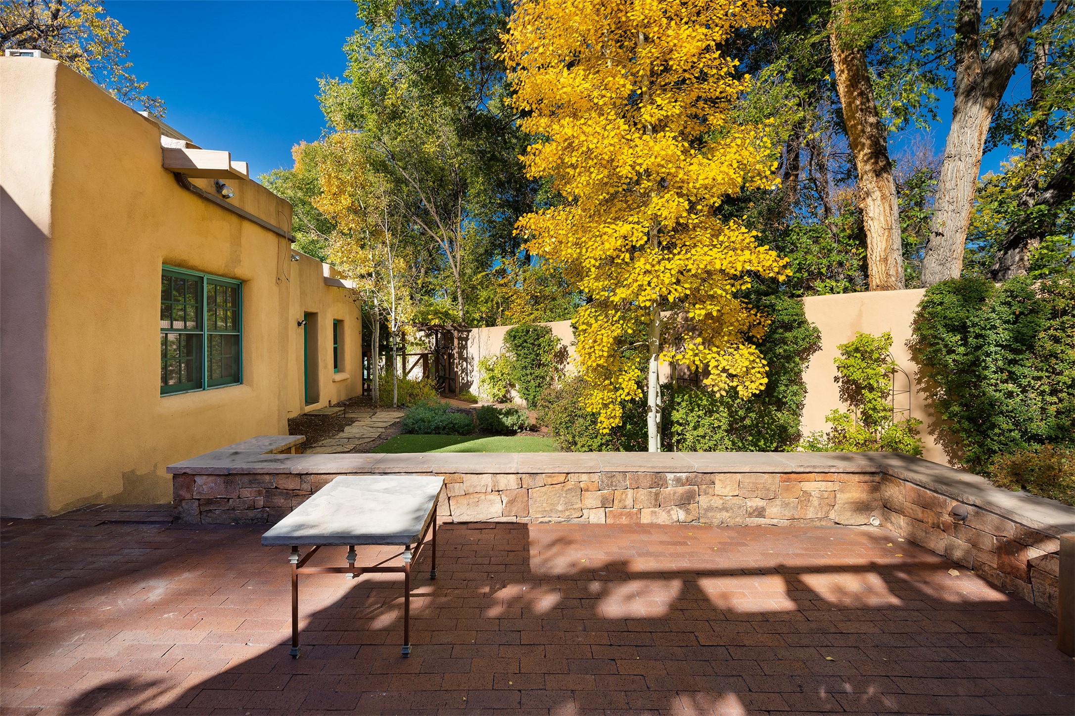 511 E Palace Avenue, Santa Fe, New Mexico image 30