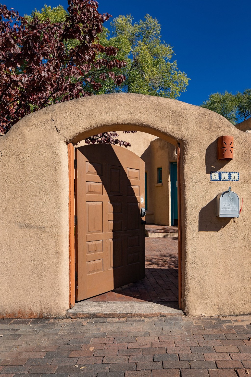 511 E Palace Avenue, Santa Fe, New Mexico image 3