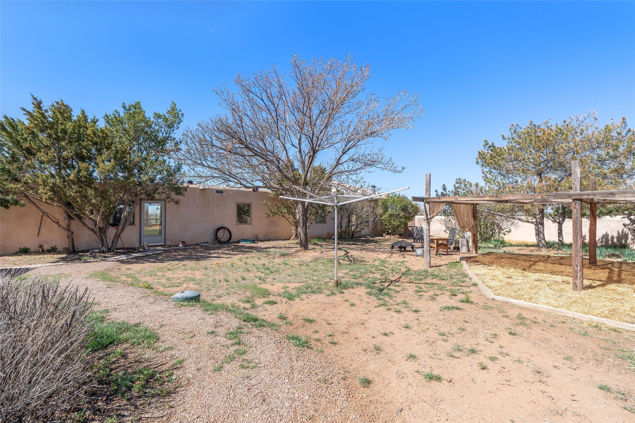 24 Camerada Road, Santa Fe, New Mexico image 26