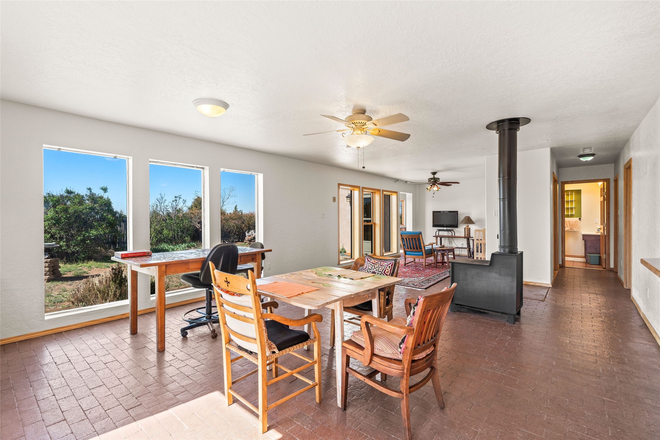 24 Camerada Road, Santa Fe, New Mexico image 3