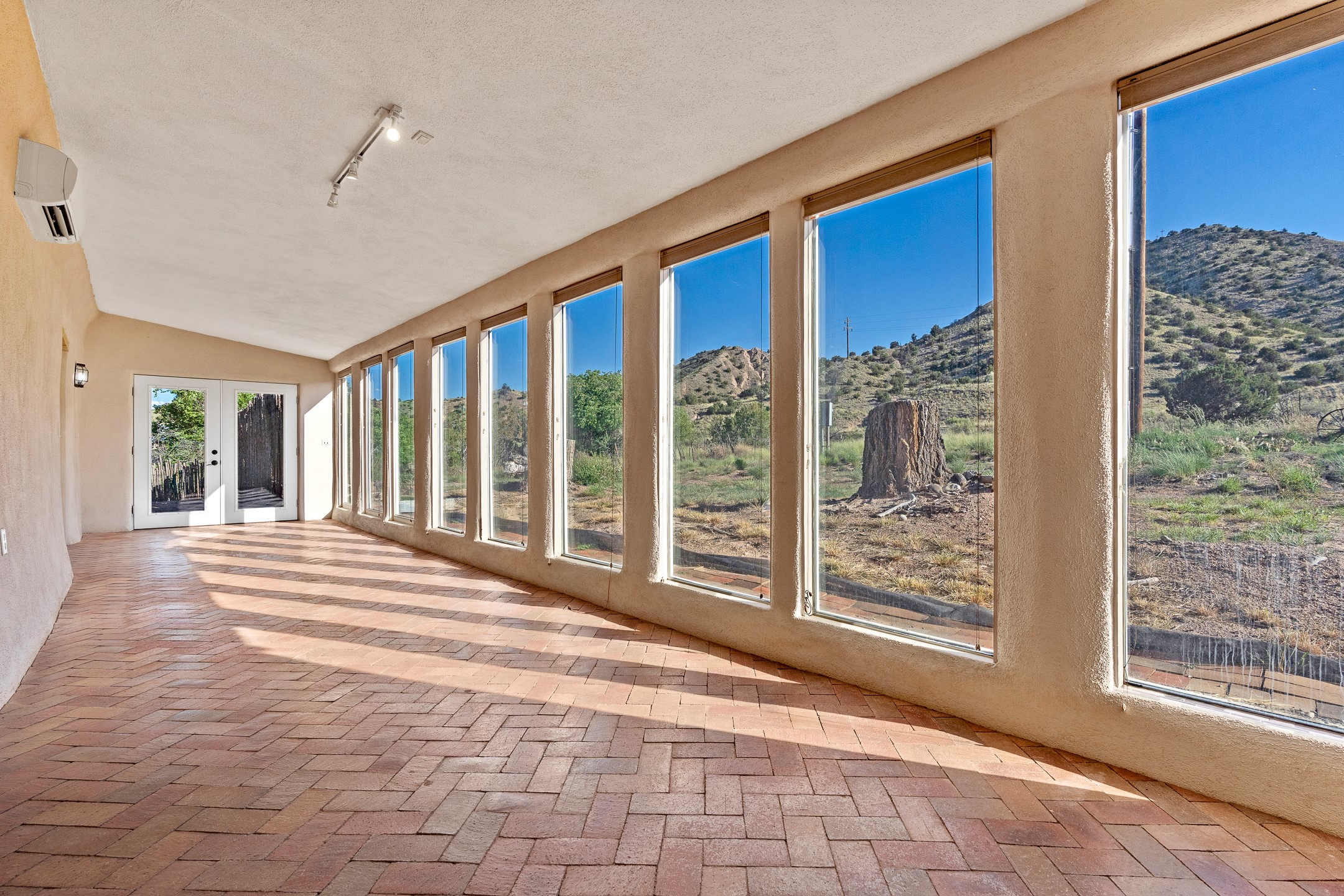 Medanales, New Mexico 87548, United States, 2 Bedrooms Bedrooms, ,2 BathroomsBathrooms,Residential,Active,153043