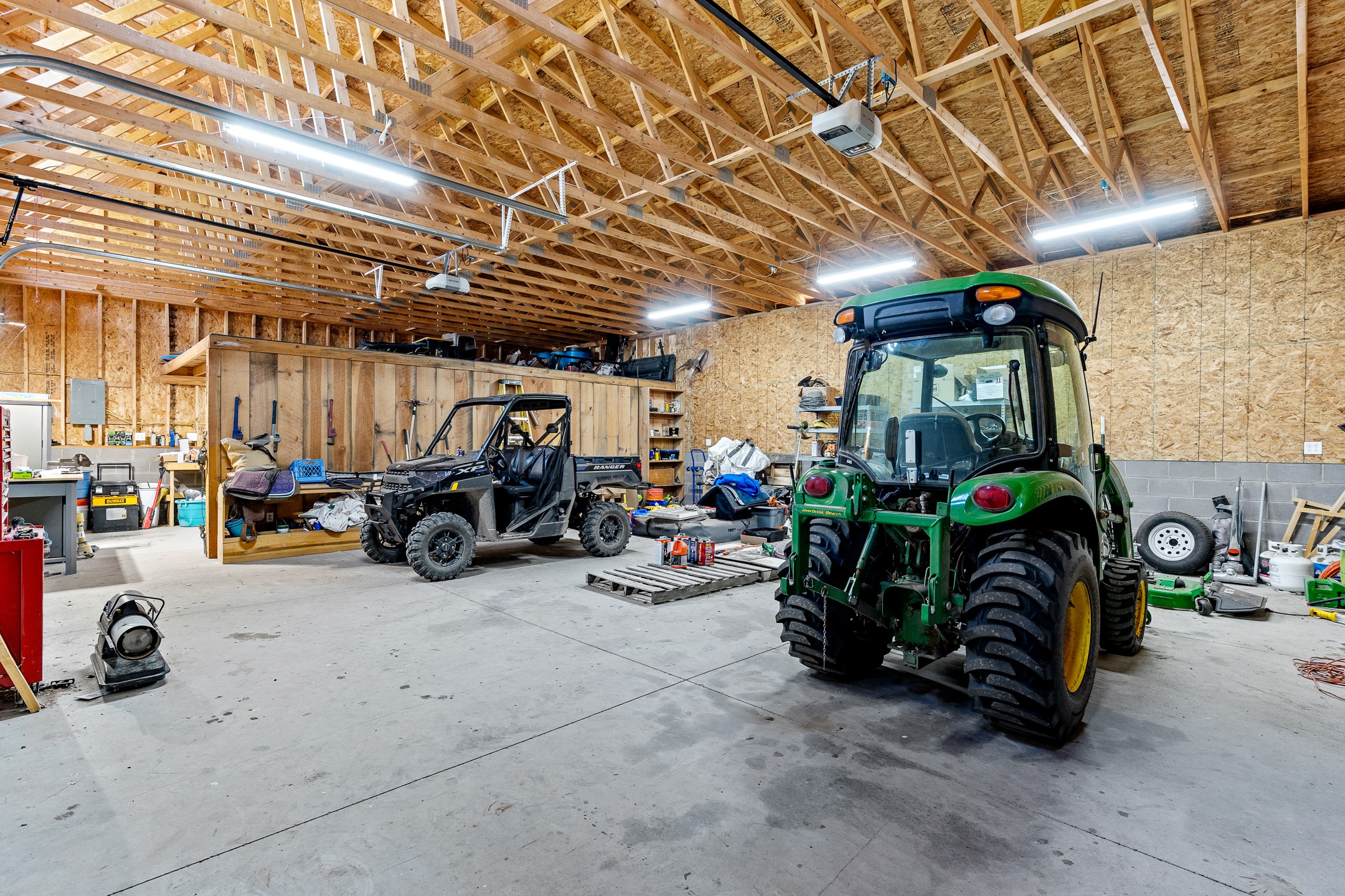 Medanales, New Mexico 87548, United States, 2 Bedrooms Bedrooms, ,2 BathroomsBathrooms,Residential,Active,153043