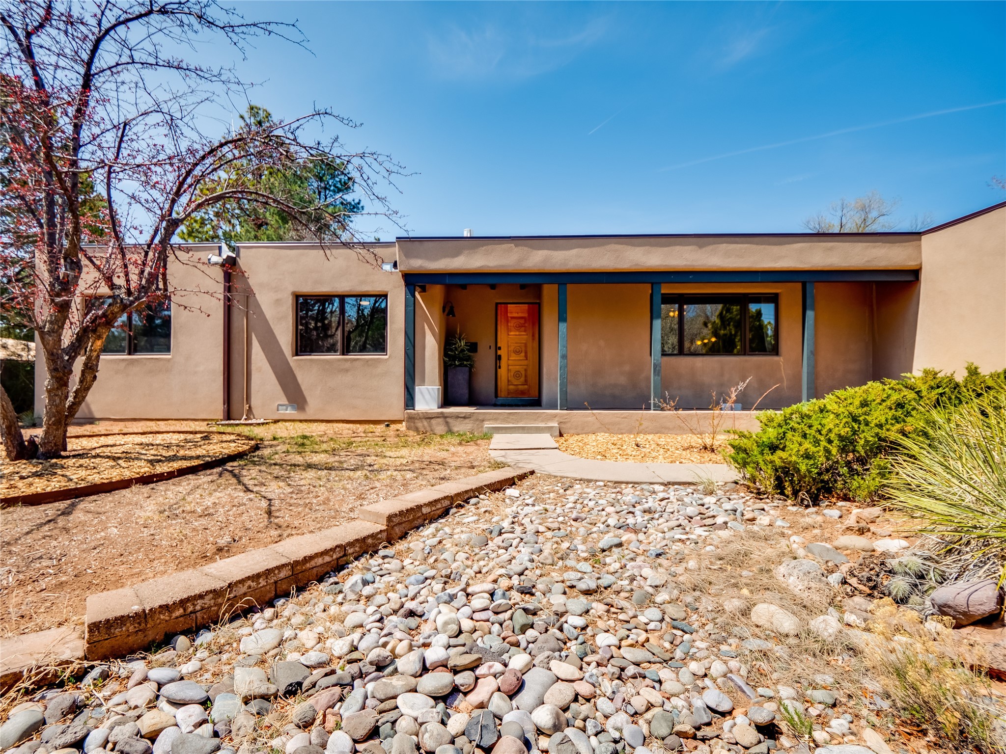 219 Dos Brazos Street, Los Alamos, New Mexico image 4