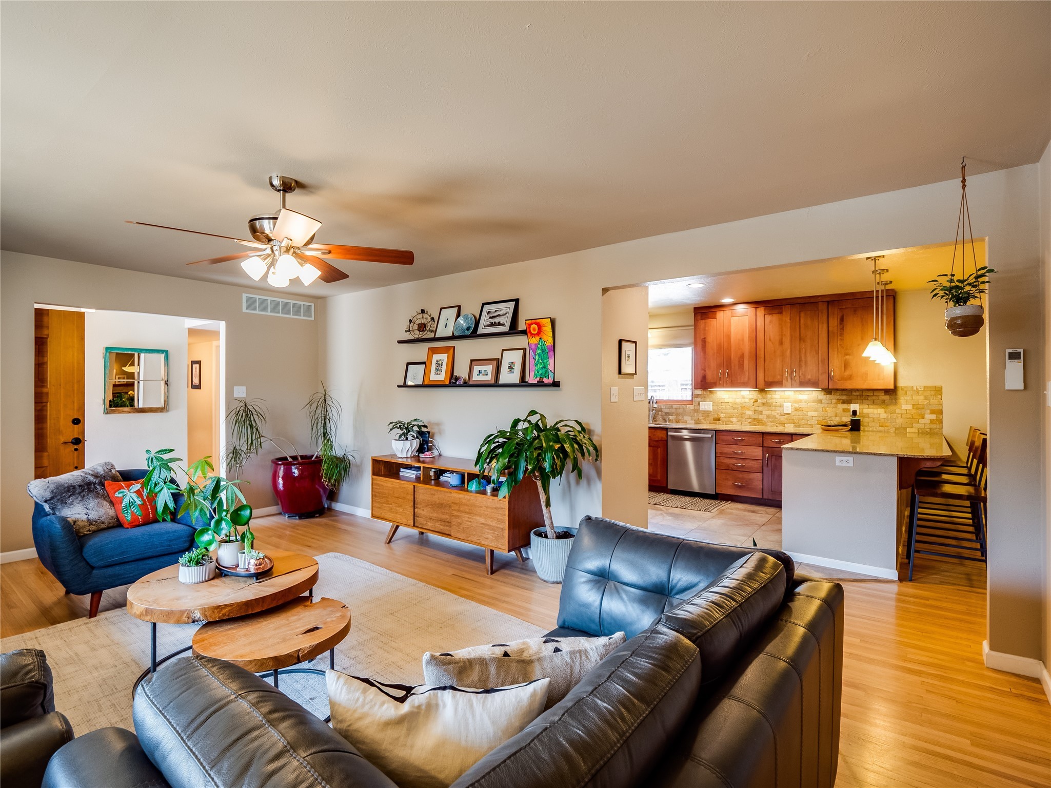 219 Dos Brazos Street, Los Alamos, New Mexico image 12