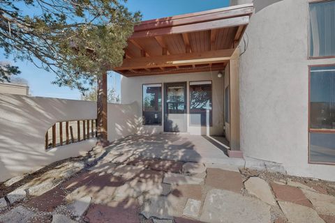 Tiny photo for 3 Solano Ct Ct, Santa Fe, NM 87508 (MLS # 202505169)