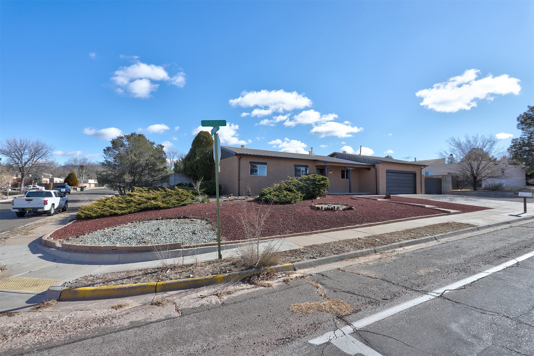 2081 5th St, Santa Fe, New Mexico image 25