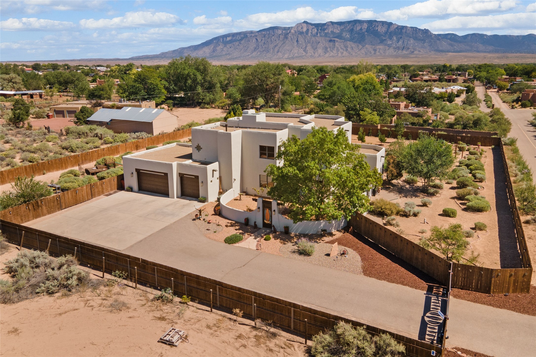 Residential, Corrales, New Mexico image 42