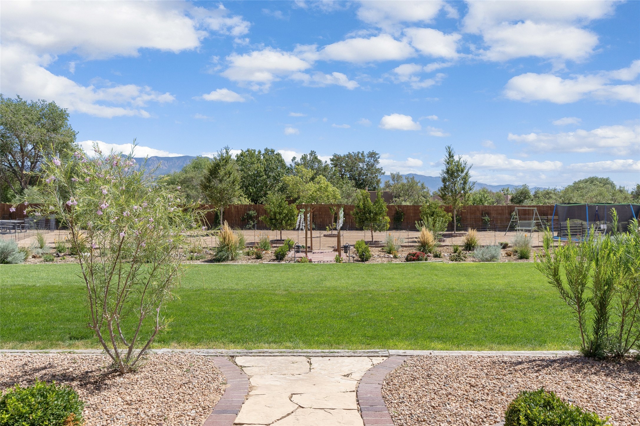 Residential, Corrales, New Mexico image 27