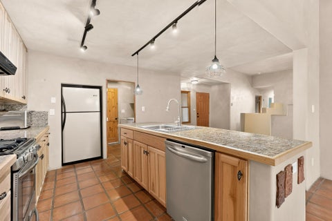 Tiny photo for 6 Enebro Place, Santa Fe, NM 87508 (MLS # 202603539)