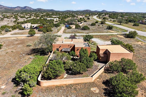 Tiny photo for 6 Enebro Place, Santa Fe, NM 87508 (MLS # 202603539)