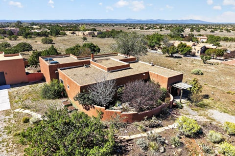 Tiny photo for 6 Enebro Place, Santa Fe, NM 87508 (MLS # 202603539)
