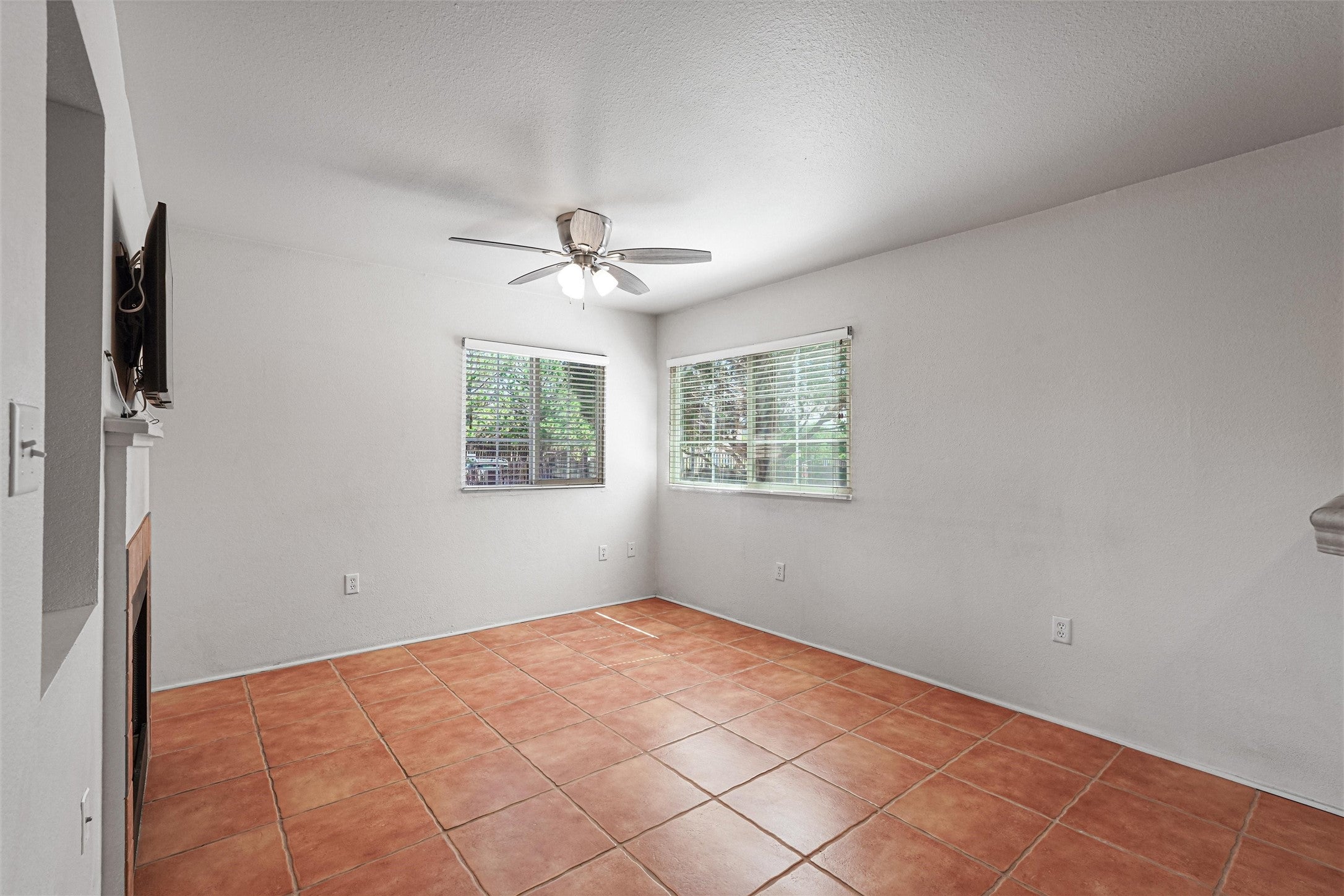 2210 Miguel Chavez Road 111 - Photo 2