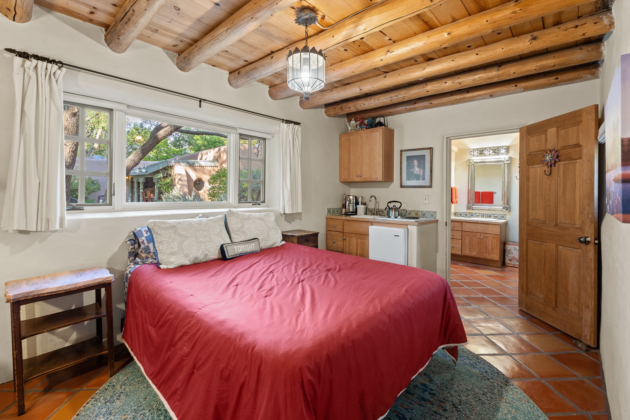 Taos, New Mexico 87571, United States, 4 Bedrooms Bedrooms, ,5 BathroomsBathrooms,Residential,Active,228350