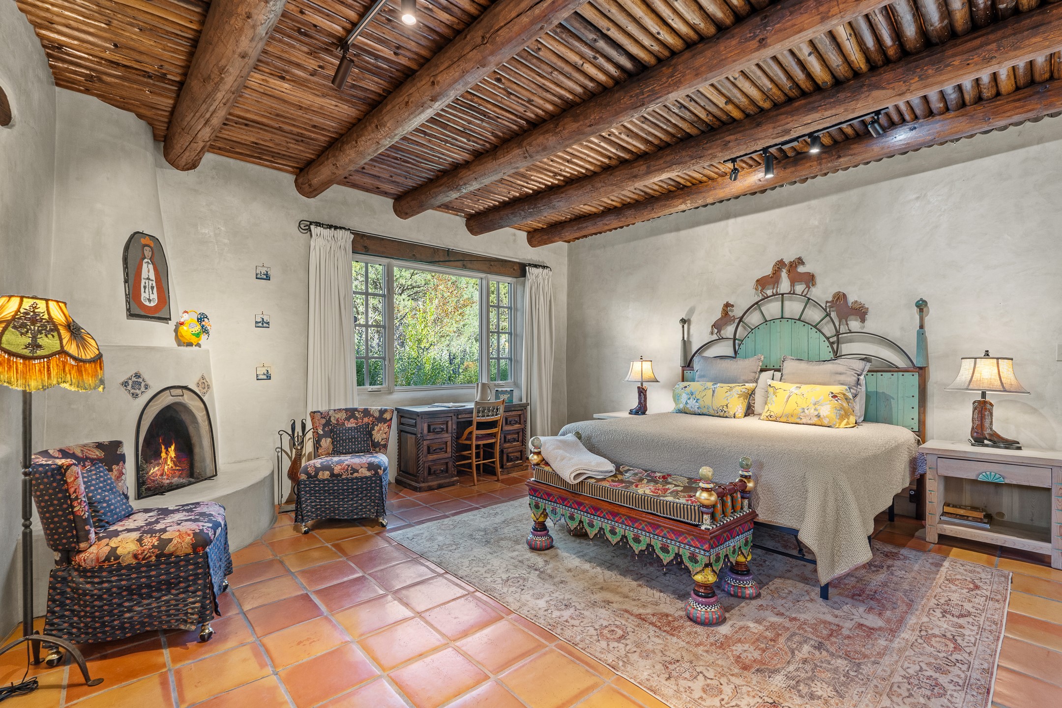 Taos, New Mexico 87571, United States, 4 Bedrooms Bedrooms, ,5 BathroomsBathrooms,Residential,Active,228350