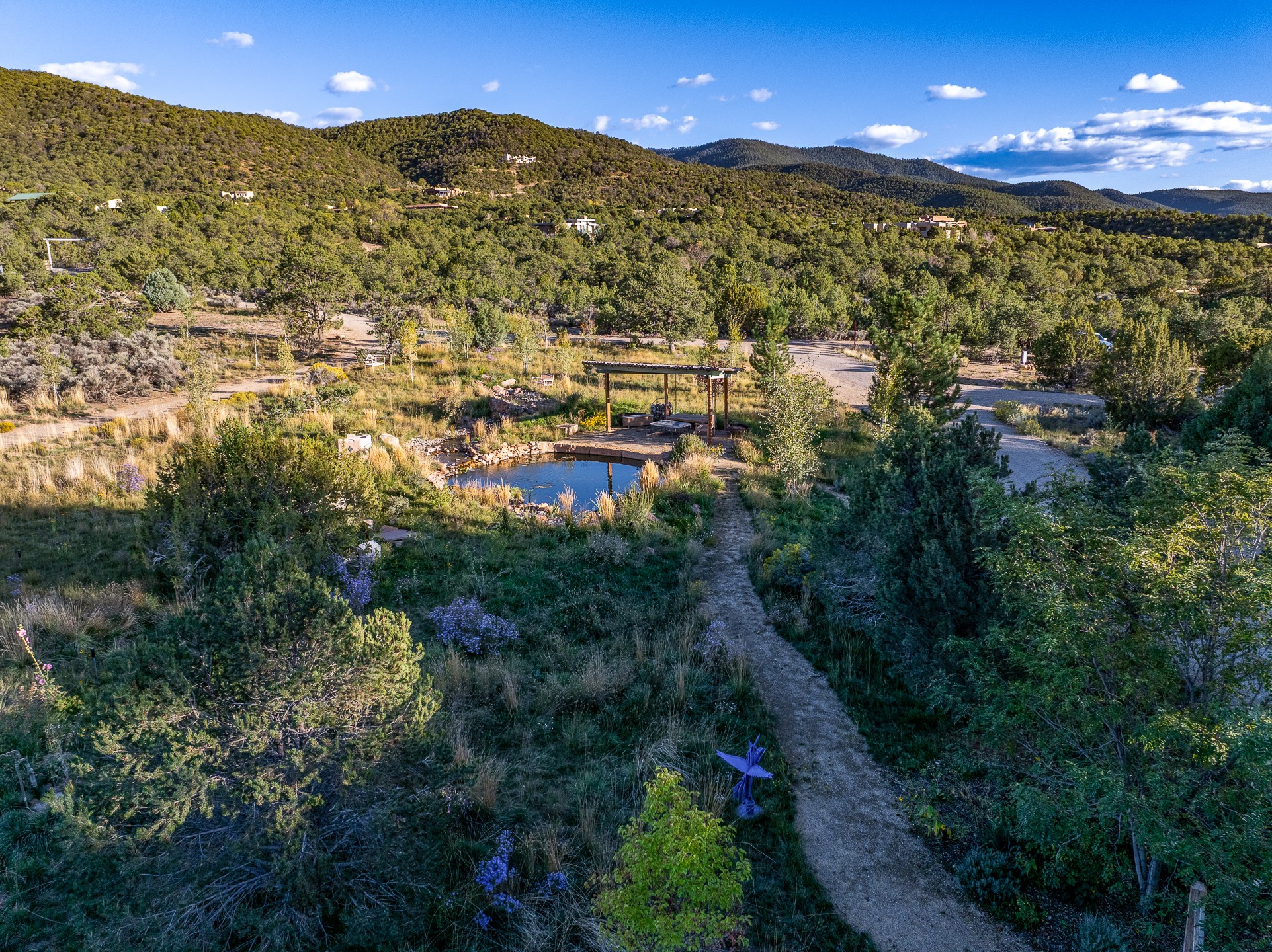 Taos, New Mexico 87571, United States, 4 Bedrooms Bedrooms, ,5 BathroomsBathrooms,Residential,Active,228350
