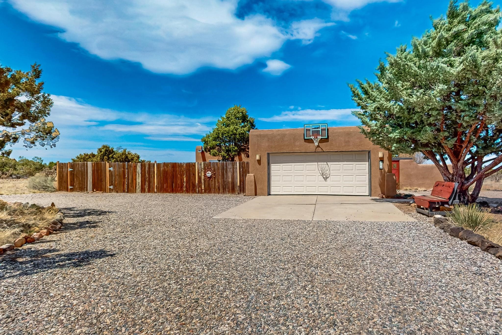 90 Herrada Road, Santa Fe, New Mexico image 1