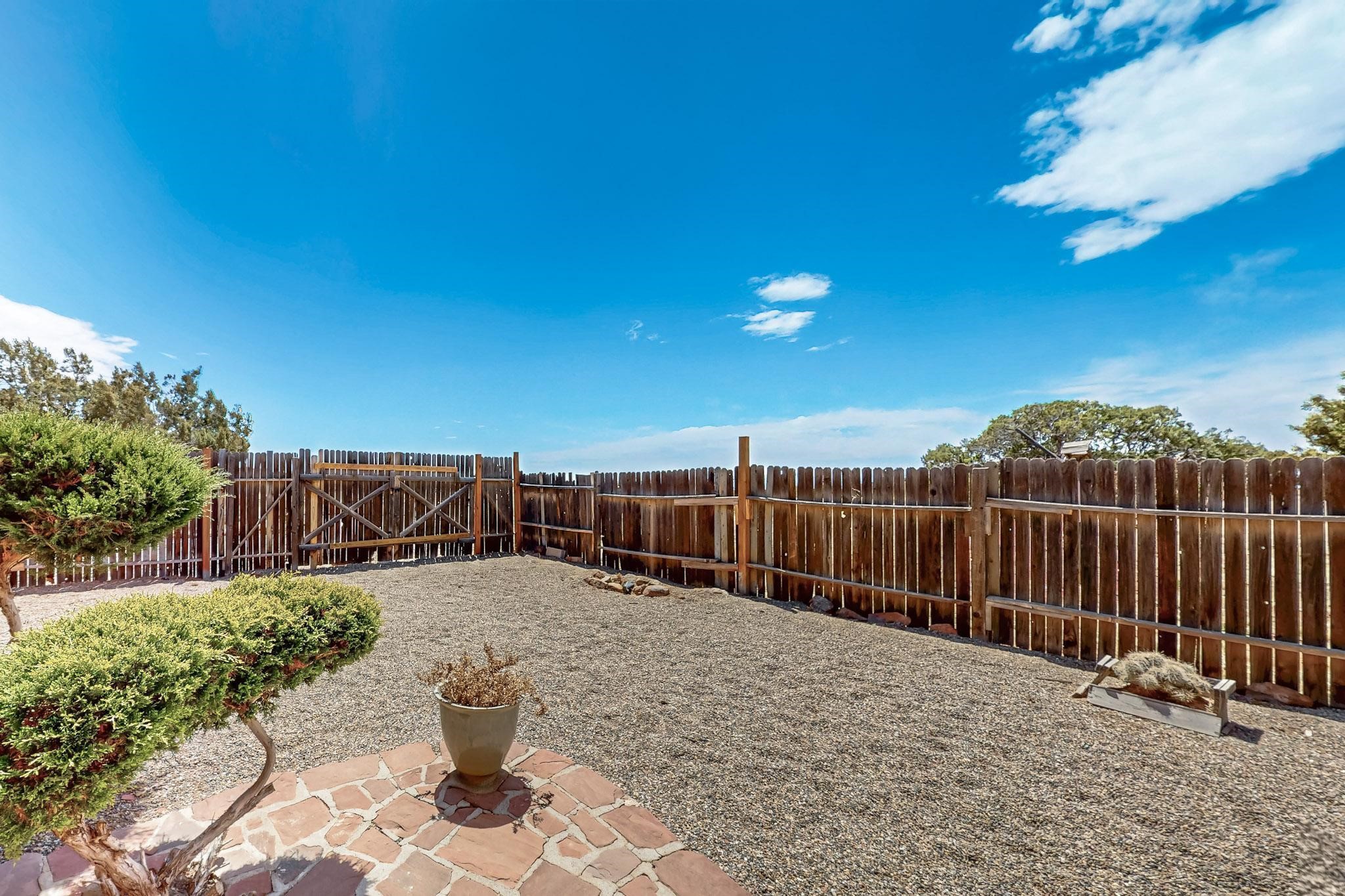 90 Herrada Road, Santa Fe, New Mexico image 6