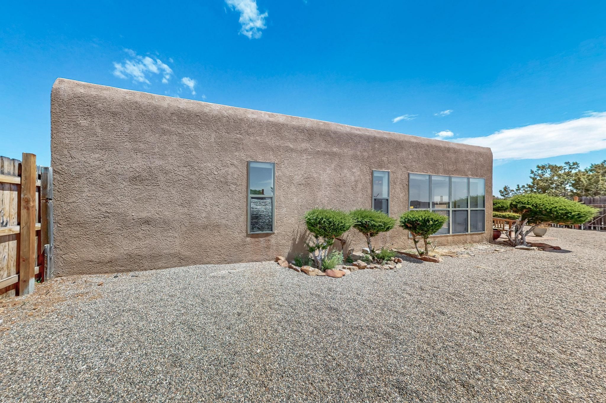 90 Herrada Road, Santa Fe, New Mexico image 40