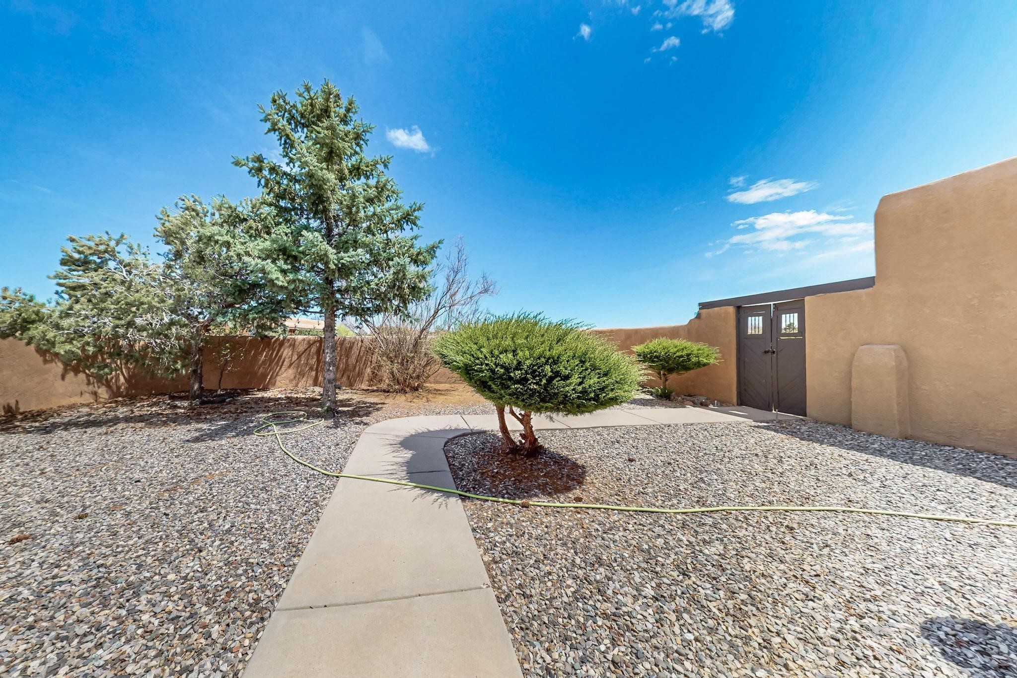 90 Herrada Road, Santa Fe, New Mexico image 5
