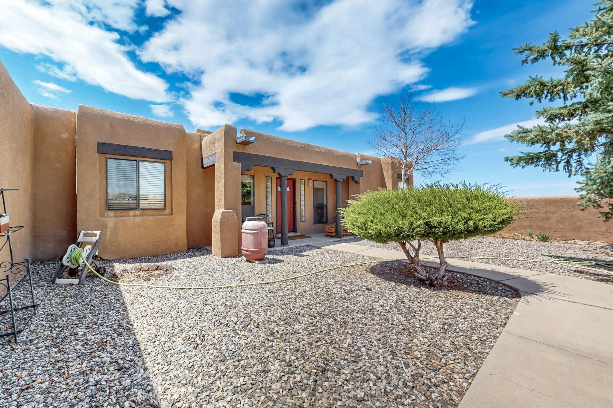 90 Herrada Road, Santa Fe, New Mexico image 8