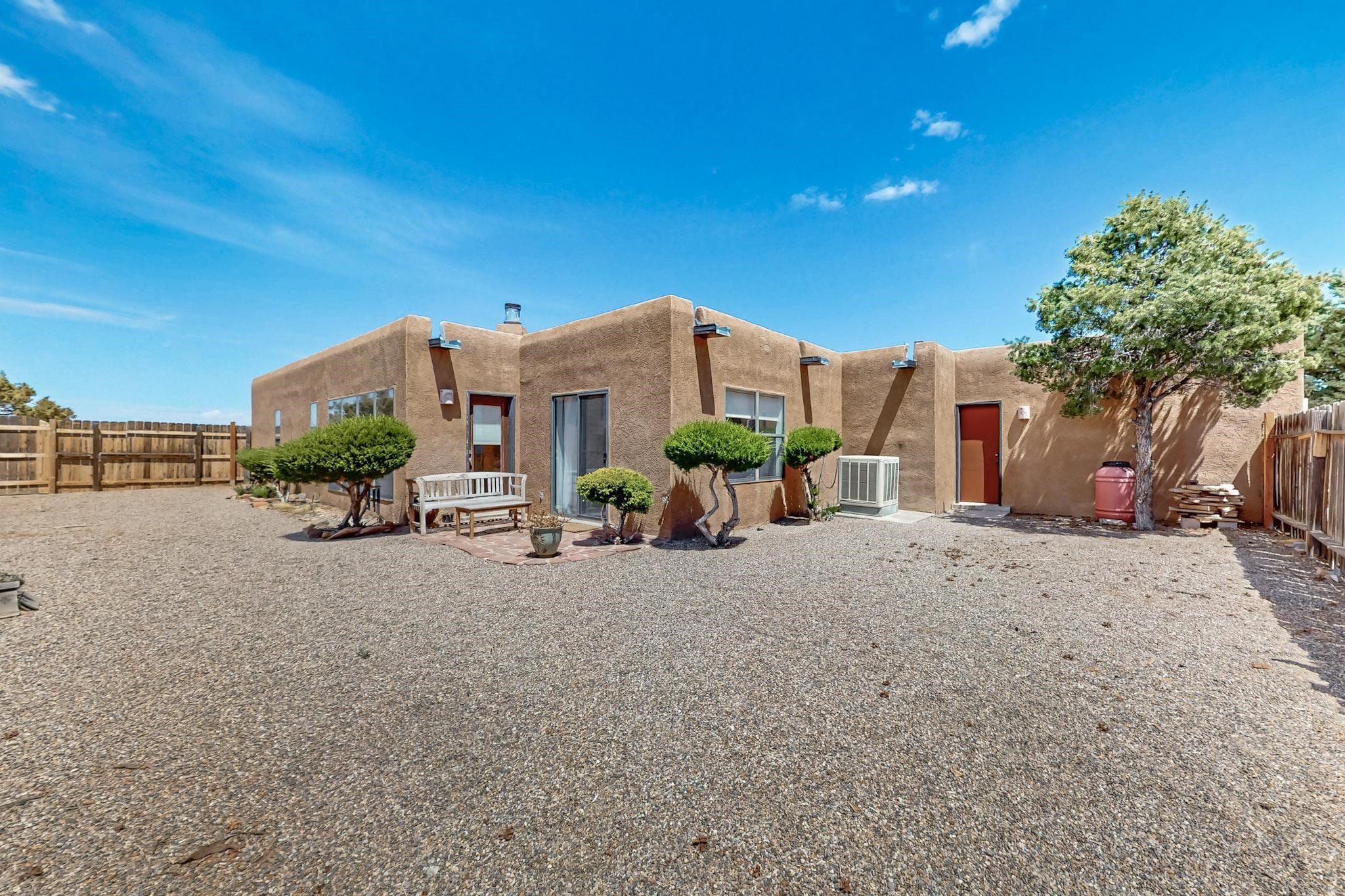 90 Herrada Road, Santa Fe, New Mexico image 37