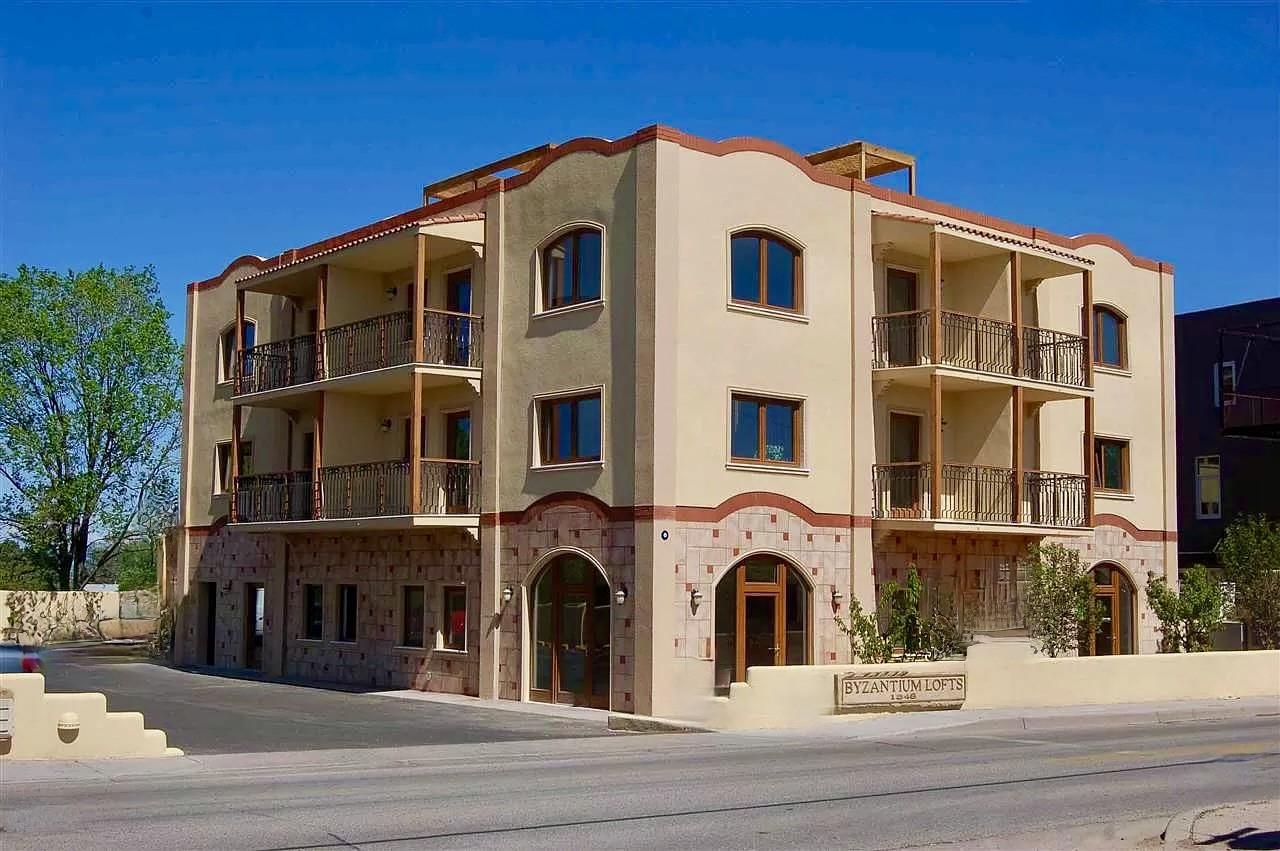 View Santa Fe, NM 87505 condo