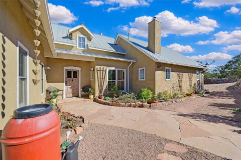 Tiny photo for 125 Camino Acote, Santa Fe, NM 87508 (MLS # 202604489)
