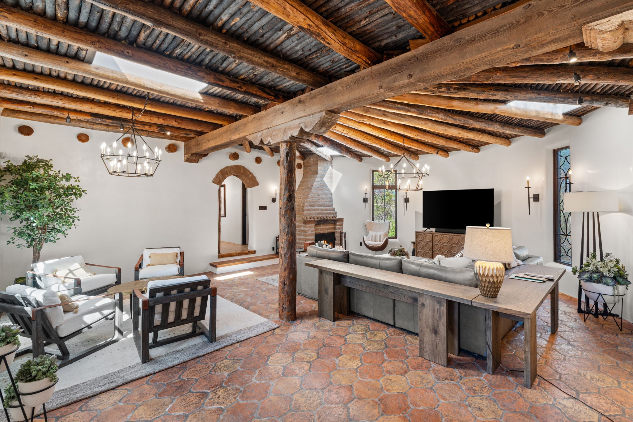 1299 Upper Canyon Road, Santa Fe, New Mexico image 2