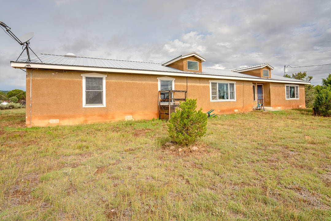 20 Forest Road 222, Tres Piedras, New Mexico image 4