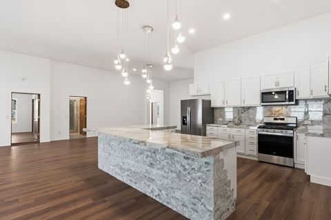 Homes For Sale - 38 Private Drive 1548 Dr<br/> Rio Arriba County, Hernandez, NM 87537