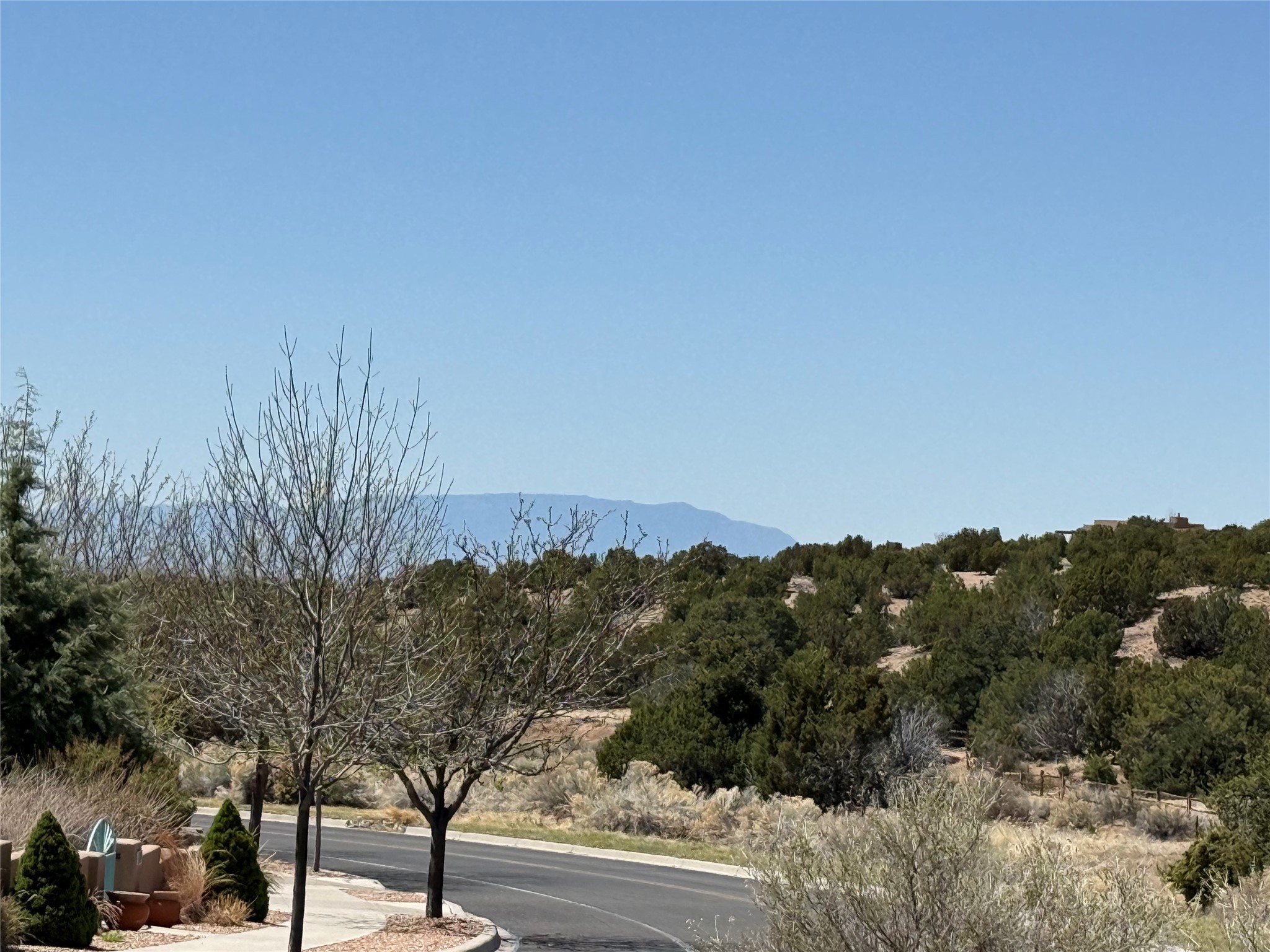 147 Avenida Frijoles, Santa Fe, New Mexico image 4