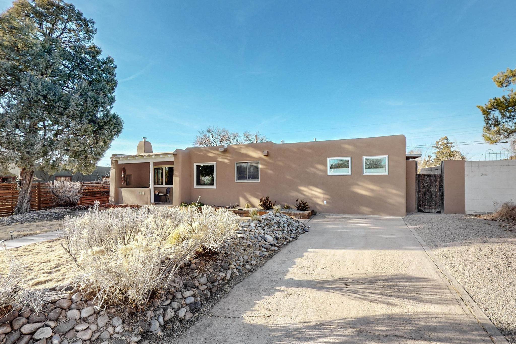 1907 Hano Road, Santa Fe, New Mexico image 1