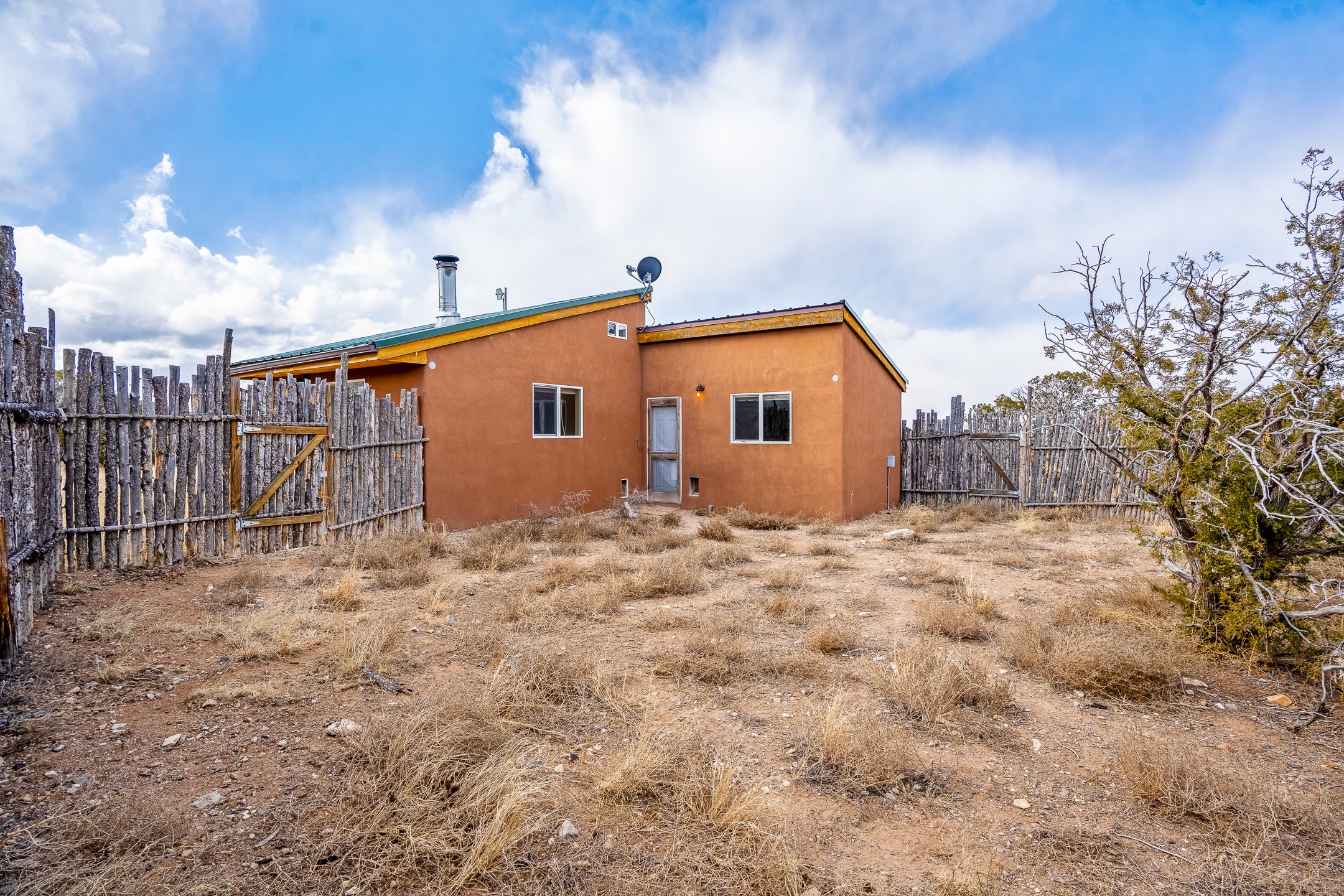 48 Rattler Rd, Madrid, New Mexico image 34