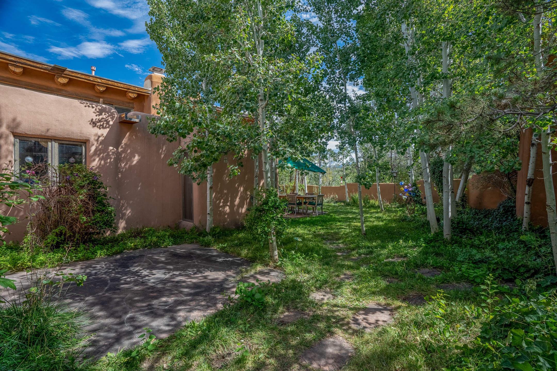 525 Camino Militar, Santa Fe, New Mexico image 6