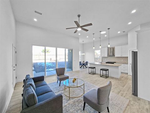 Tiny photo for 21 Flower Garland, Santa Fe, NM 87508 (MLS # 202600403)