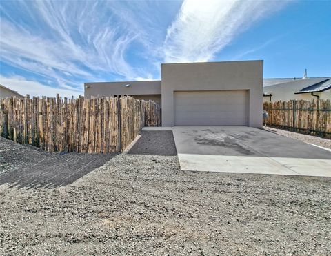 Tiny photo for 21 Flower Garland, Santa Fe, NM 87508 (MLS # 202600403)