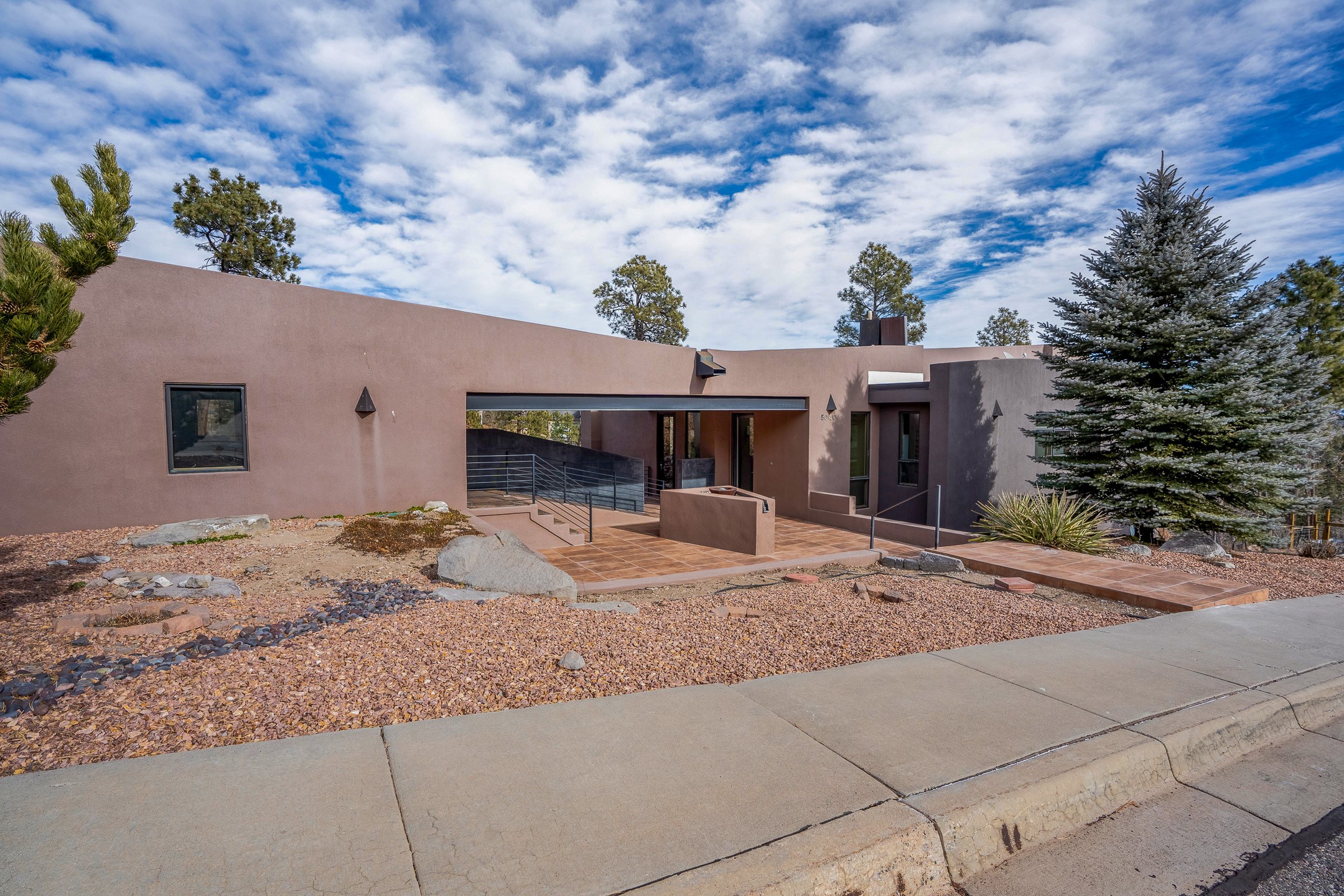 5040 Hermosura, Los Alamos, New Mexico image 1