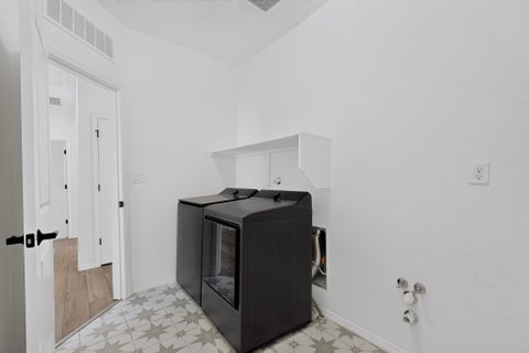 Tiny photo for 25 Mountaingem Loop LOOP, Santa Fe, NM 87508 (MLS # 202604092)