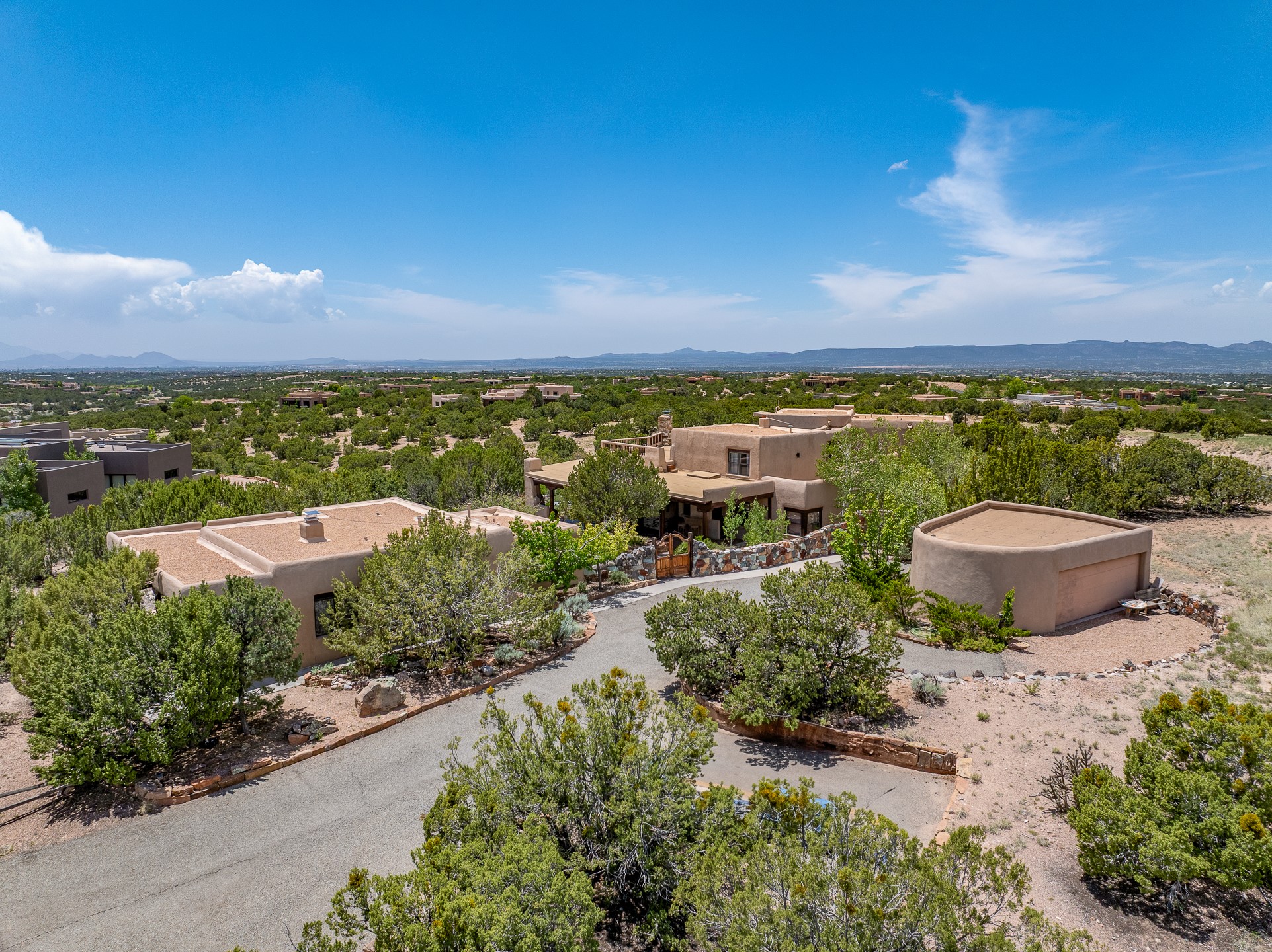 177 Sunflower Dr, Santa Fe, New Mexico image 1