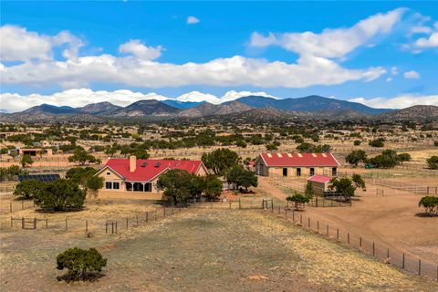 Photo of 133 Jacinto Road, Santa Fe, NM 87508 (MLS # 202601070)