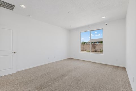 Tiny photo for 120 Mountaingem Loop, Santa Fe, NM 87508 (MLS # 202601867)