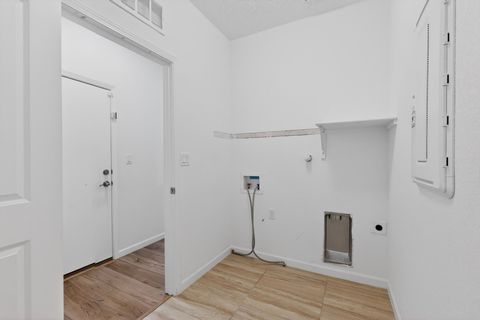 Tiny photo for 120 Mountaingem Loop, Santa Fe, NM 87508 (MLS # 202601867)