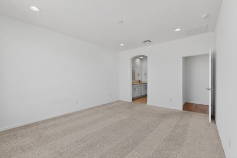 Tiny photo for 120 Mountaingem Loop, Santa Fe, NM 87508 (MLS # 202601867)