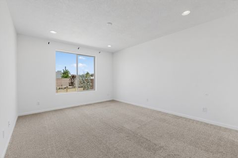 Tiny photo for 120 Mountaingem Loop, Santa Fe, NM 87508 (MLS # 202601867)