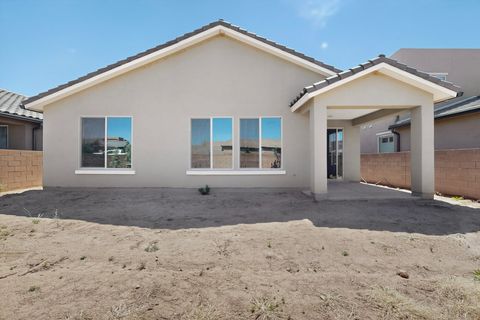 Tiny photo for 120 Mountaingem Loop, Santa Fe, NM 87508 (MLS # 202601867)