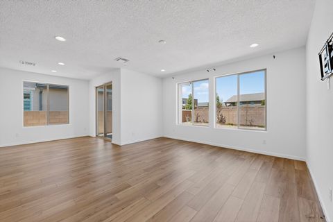 Tiny photo for 120 Mountaingem Loop, Santa Fe, NM 87508 (MLS # 202601867)