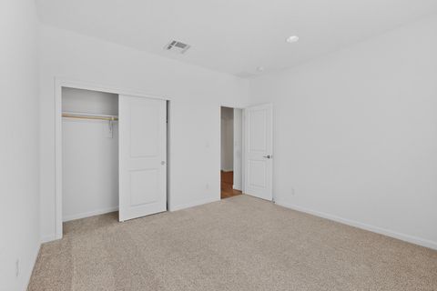Tiny photo for 120 Mountaingem Loop, Santa Fe, NM 87508 (MLS # 202601867)